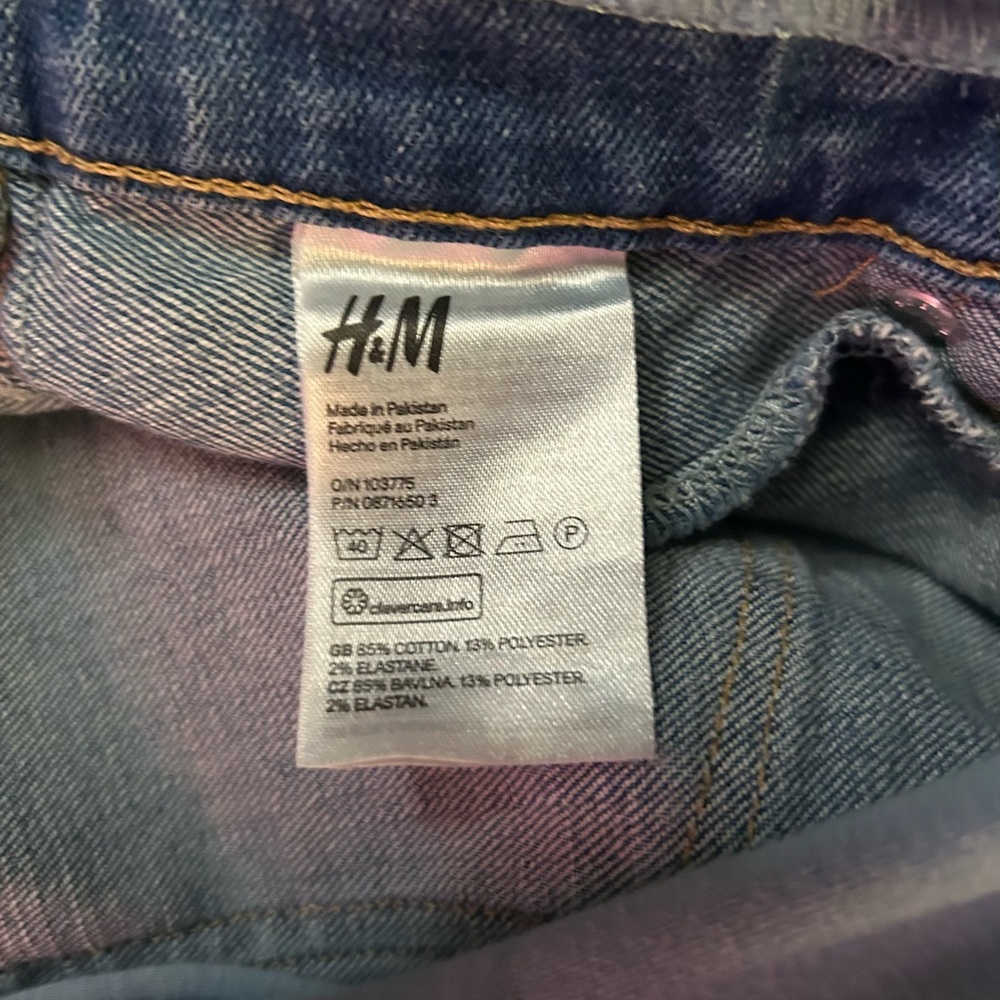 Blue Jean Shorts with Stretchy Waistband and Cuffed Hem Small low rib H&M mama - Picture 6 of 6